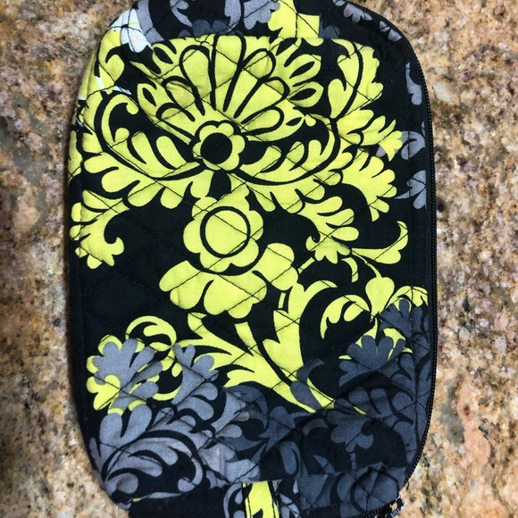 Vera Bradley Handbags - Vera Bradley make up bag